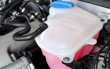 Symptômes d’un réservoir de liquide de refroidissement défectueux